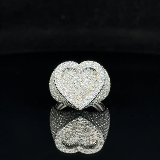 14k white gold and diamond Heart Ring
