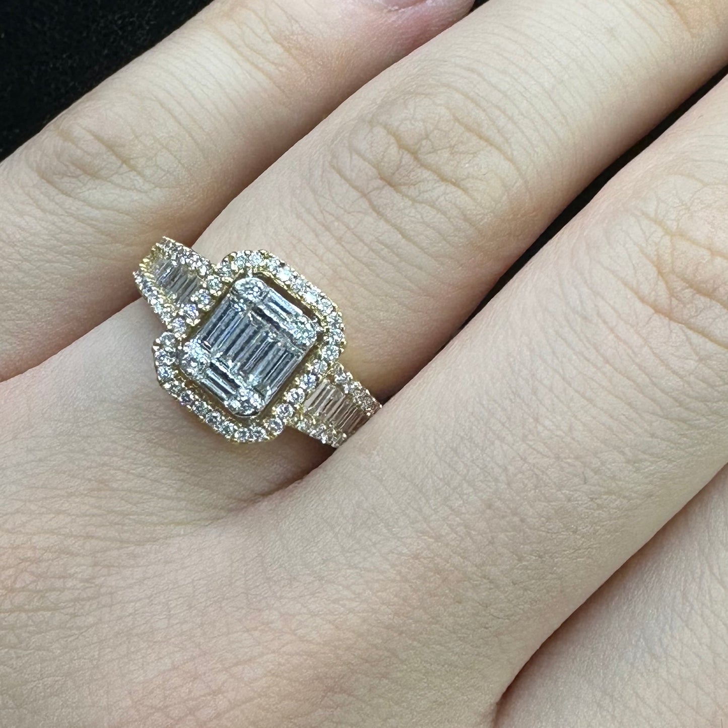 18k yellow gold and diamond Fancy Ring