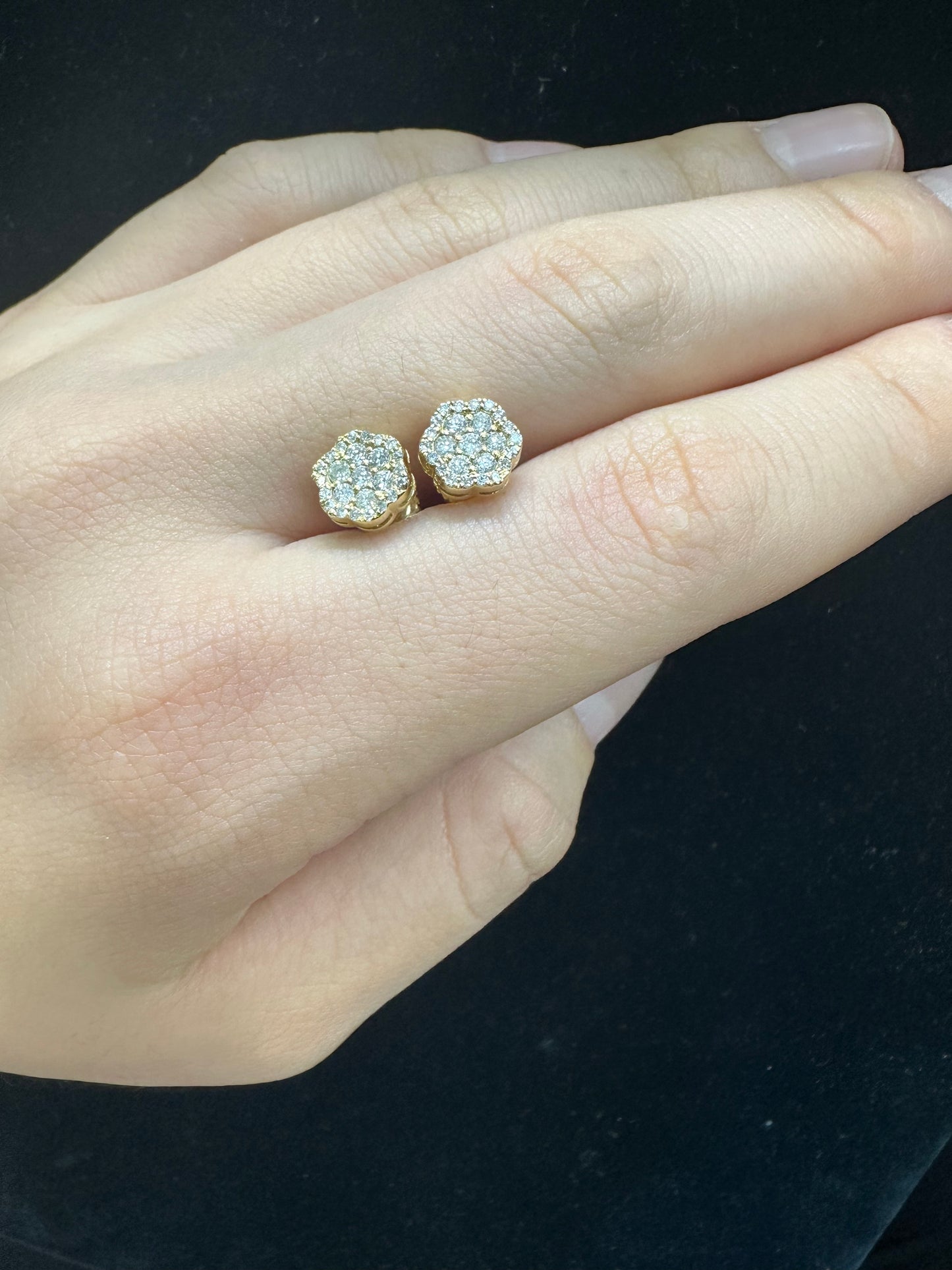 14k yellow gold and diamond flower Earrings