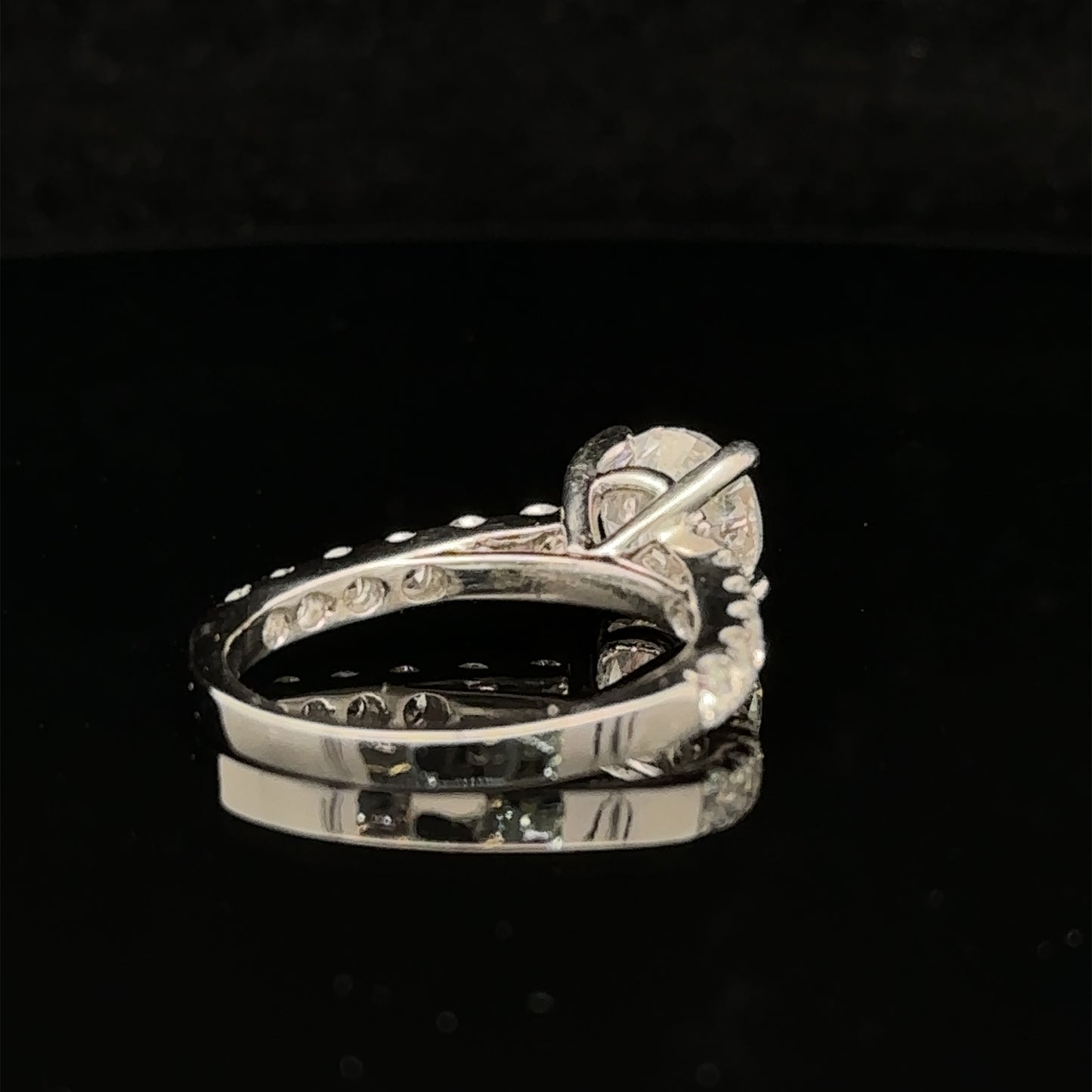 18k white gold and diamond Engagement Ring