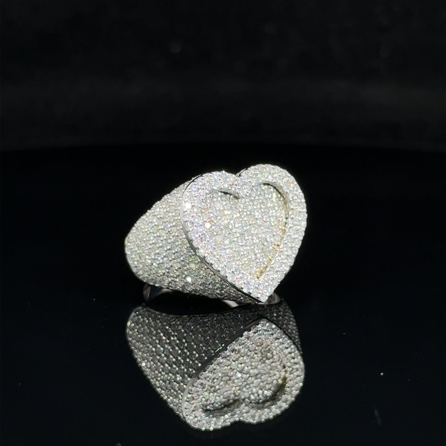 14k white gold and diamond Heart Ring