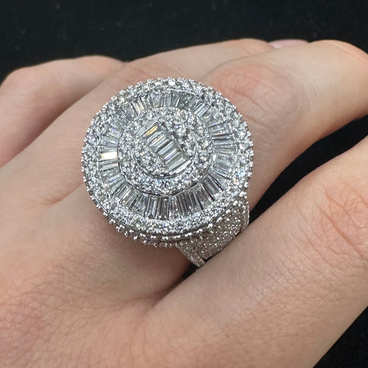 14k White Gold and Diamond Men`s Ring