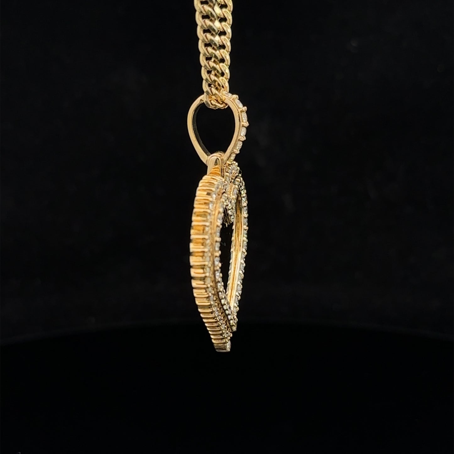 14k yellow gold and diamond Heart Shaped Picture pendant