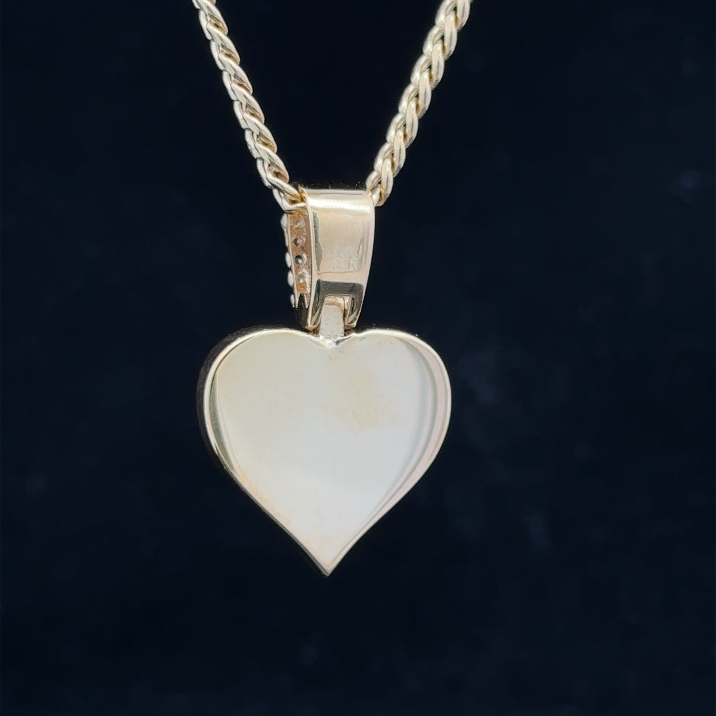 14k yellow gold and diamond Heart Picture Pendant