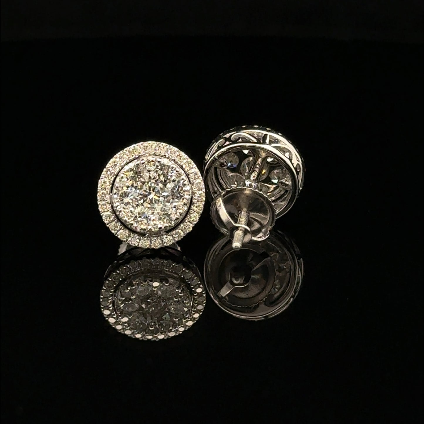 14k White Gold and Diamond Round shape Earrings