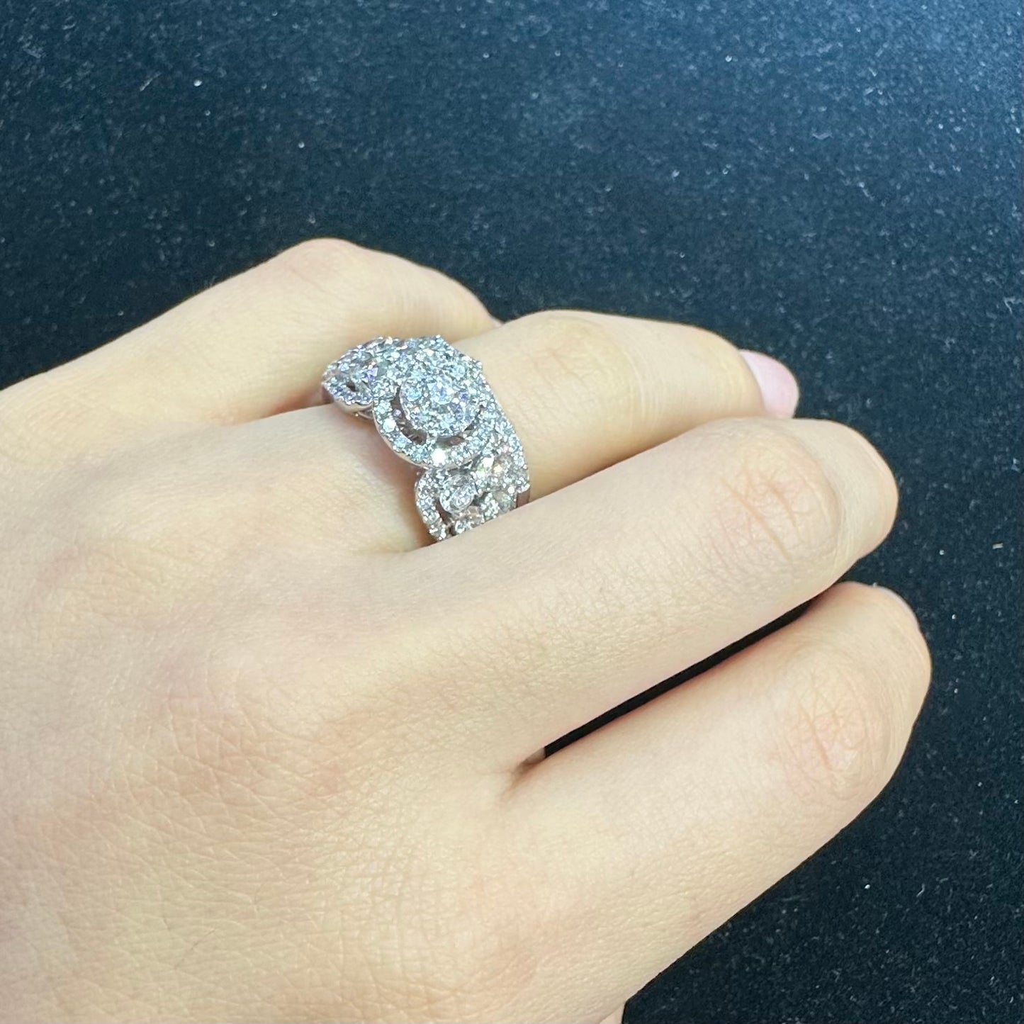 14k white gold and diamond 2-piece Bridal Set