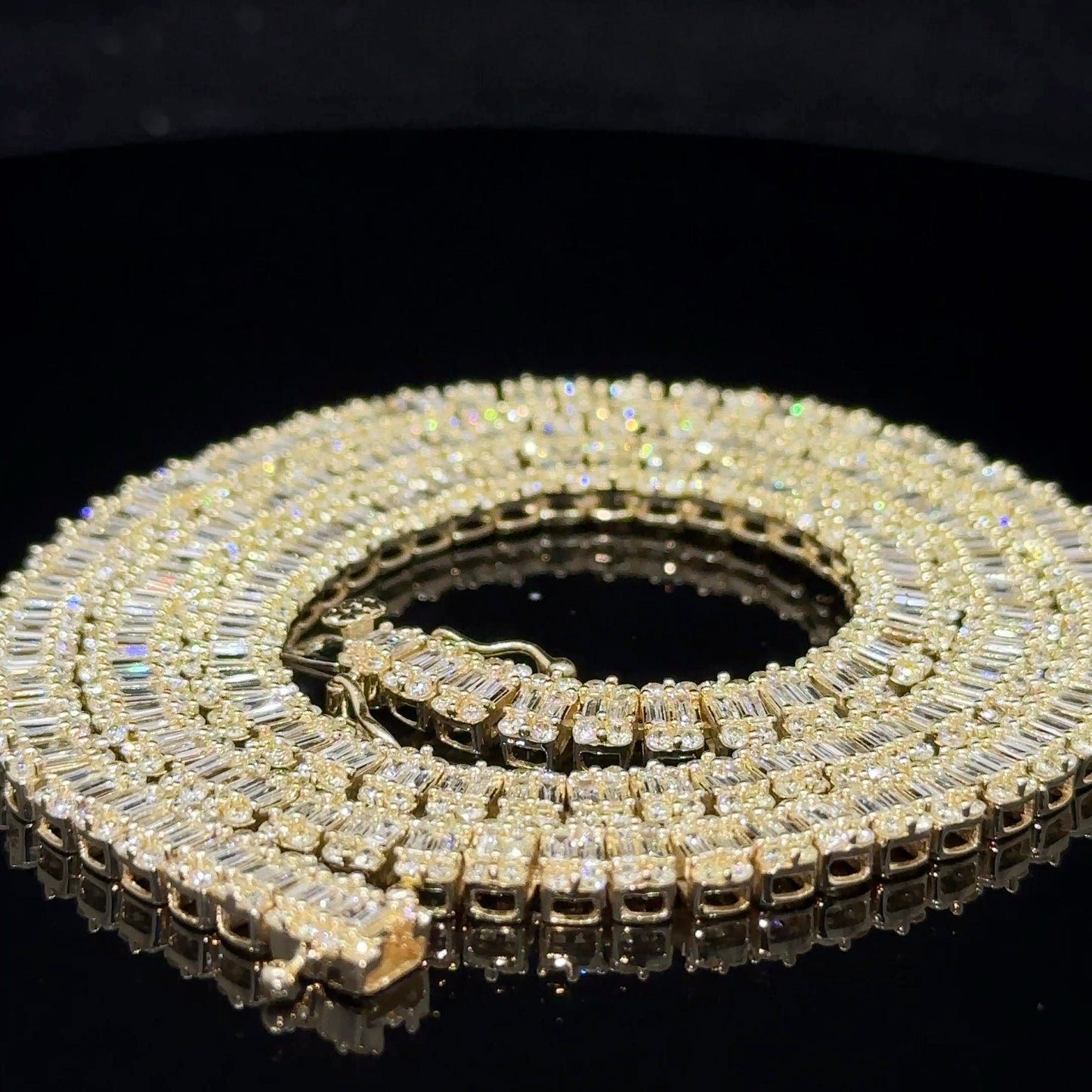14k yellow gold and diamond chain