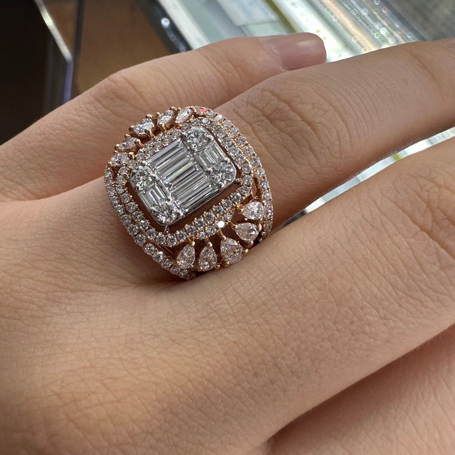 18k Rose Gold and Diamond Ring