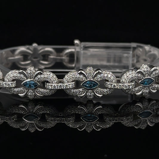 14k white gold and diamond Fancy Bracelet