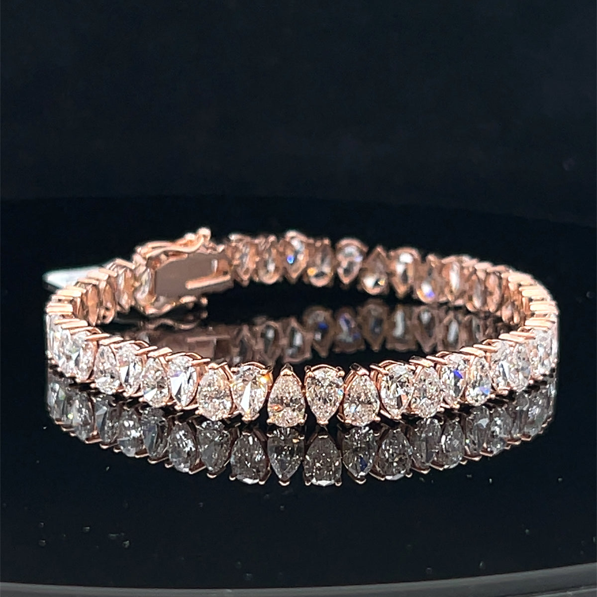 14k Rose Gold 16.67ct Pear Diamond Bracelet