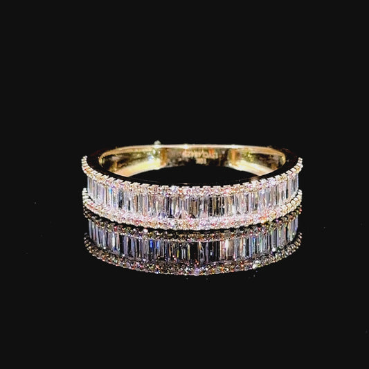 10k Yellow gold Band with Round and Baguettes Diamonds