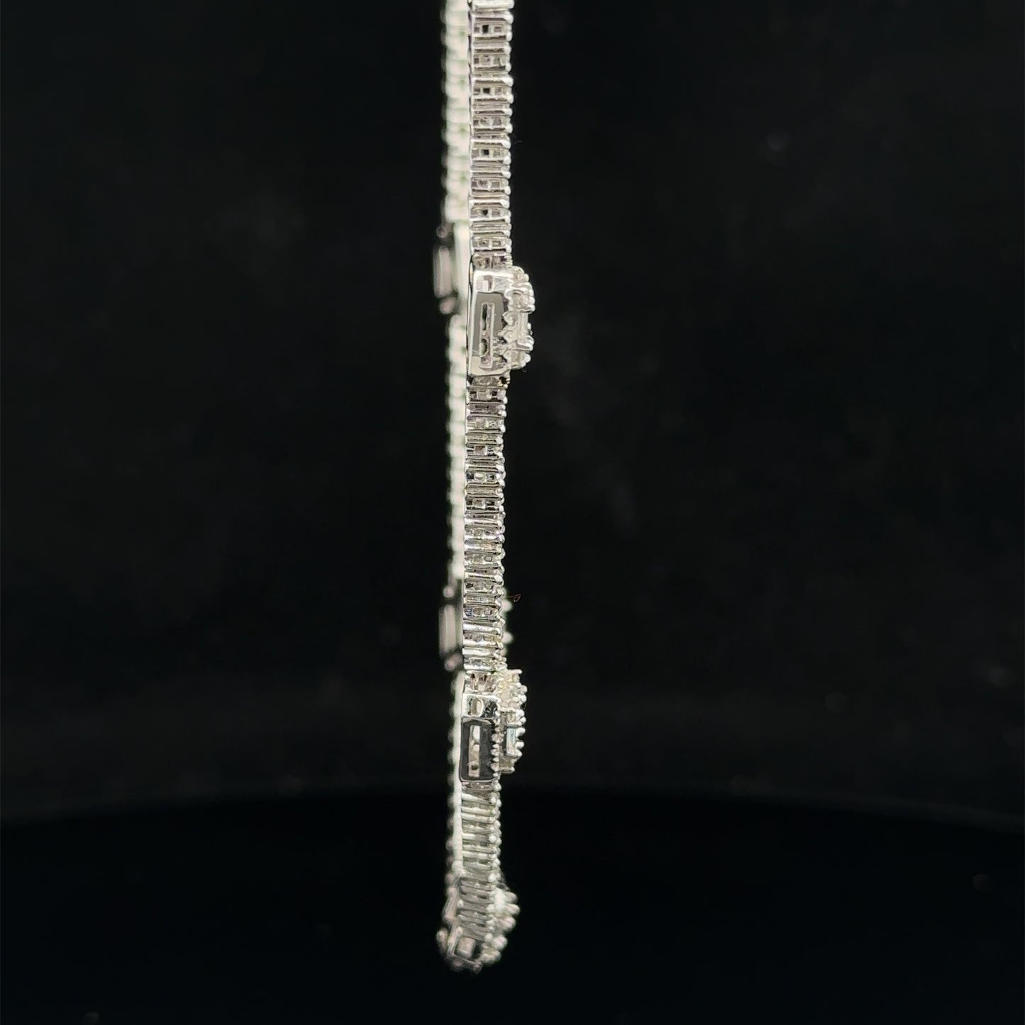 14k white gold and diamond Fancy Necklace