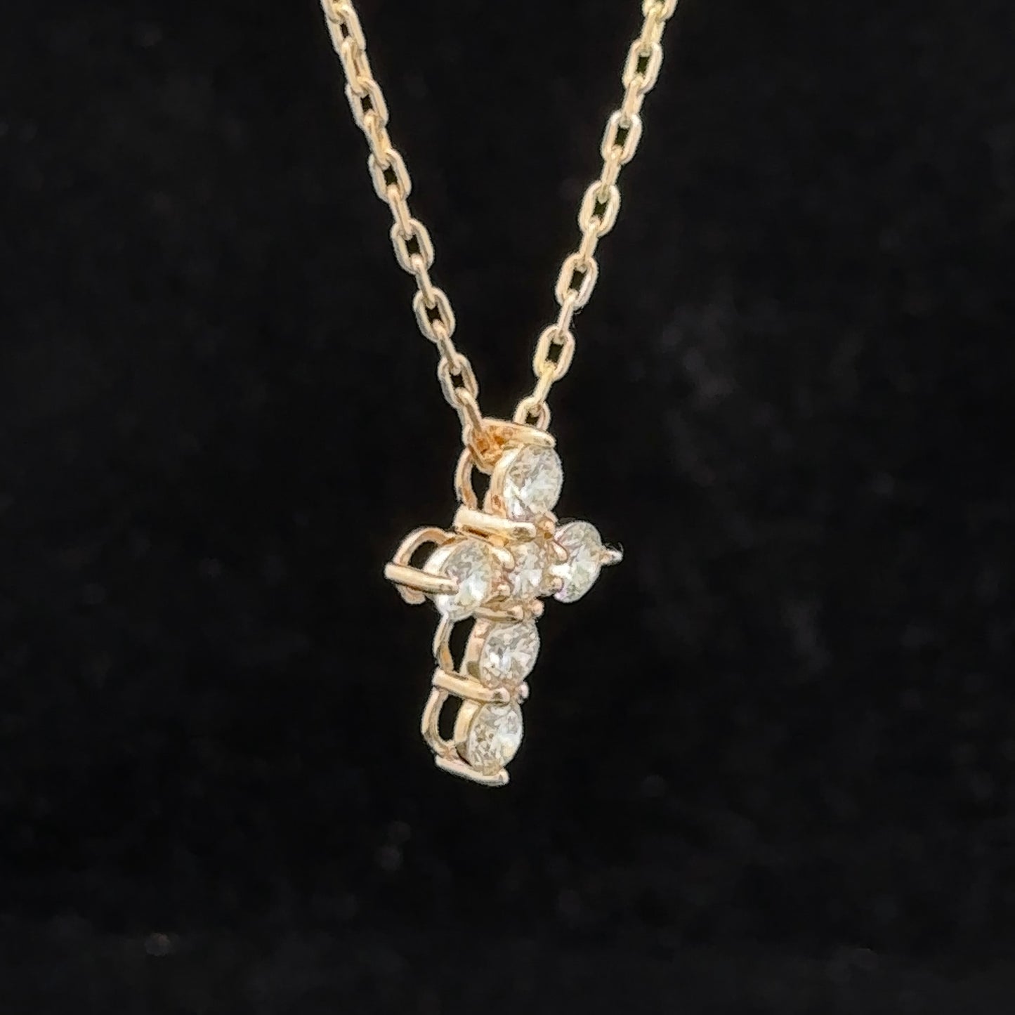 14k yellow gold and diamond Cross Pendantop
