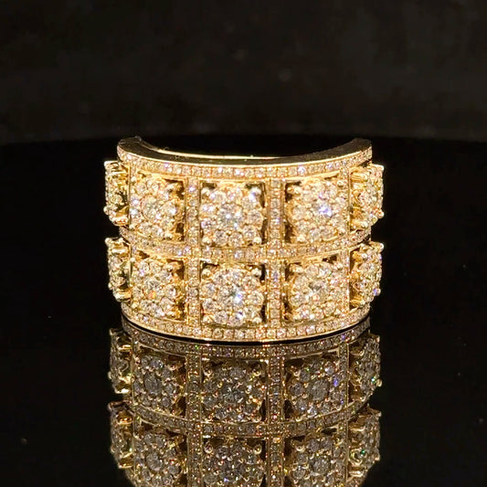 10k Yellow Gold and Diamond Ring