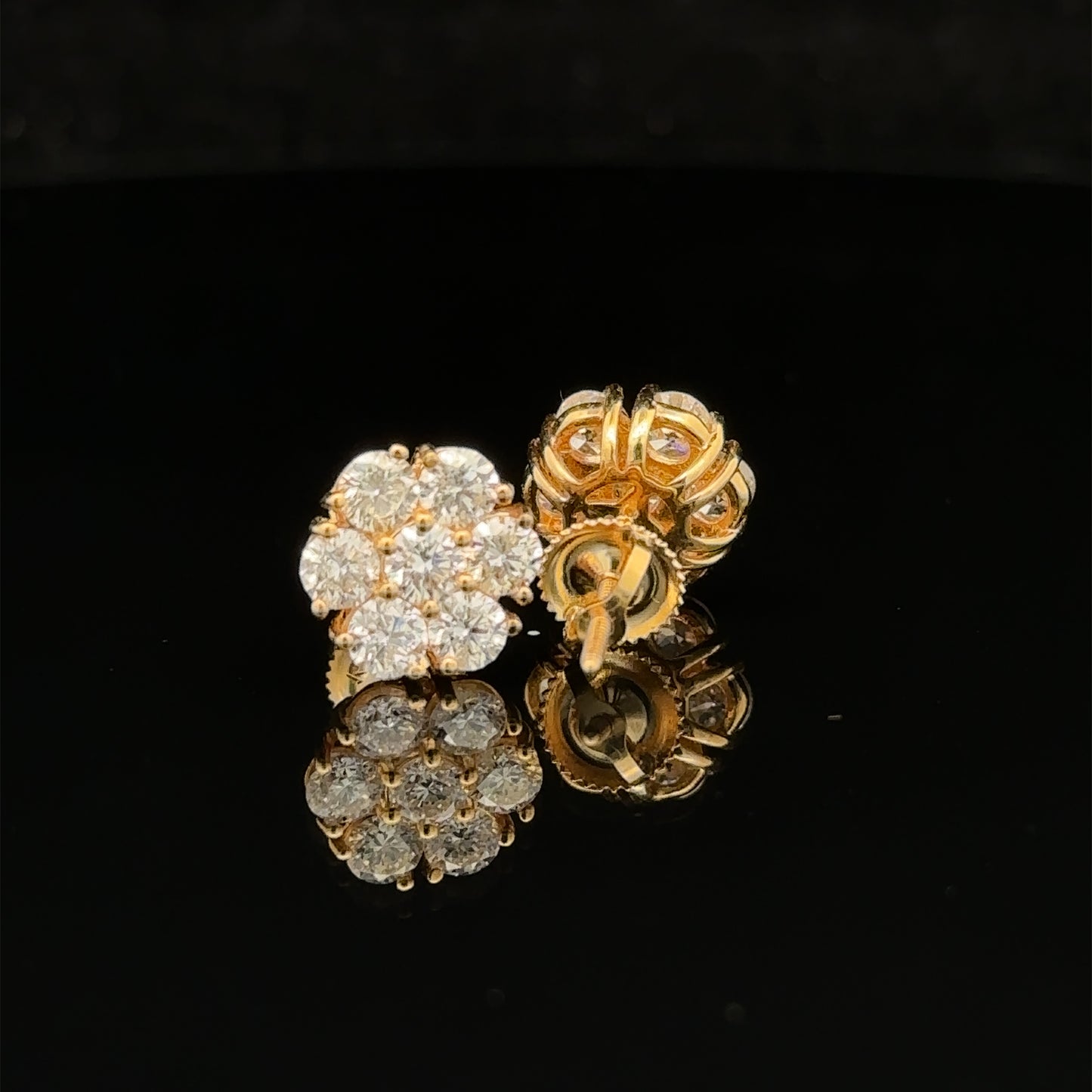 14k yellow gold and diamond flower Earrings (14 pointer)