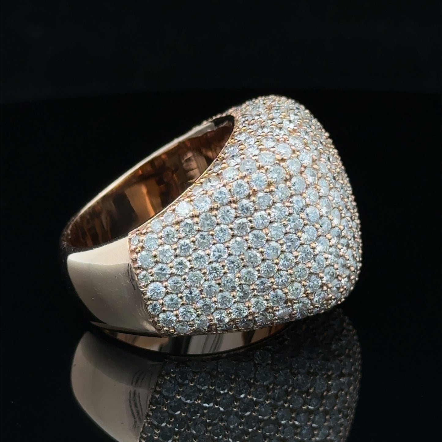 14k rose gold and diamond Men`s Ring with Round Diamonds