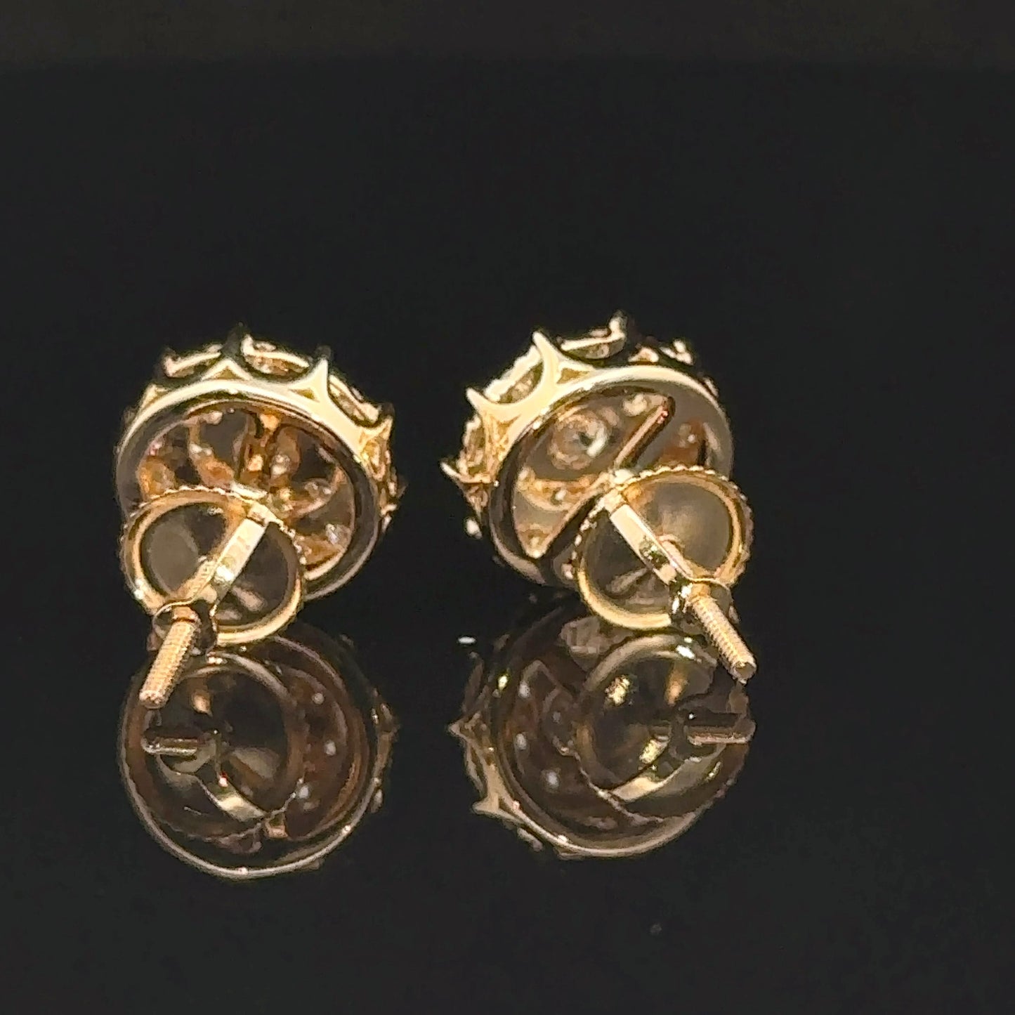 14k Yellow Gold Diamond Earrings – Elegant & Timeless Jewelry