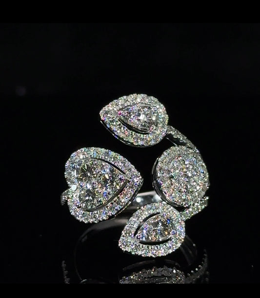 14k White gold and diamond Ring
