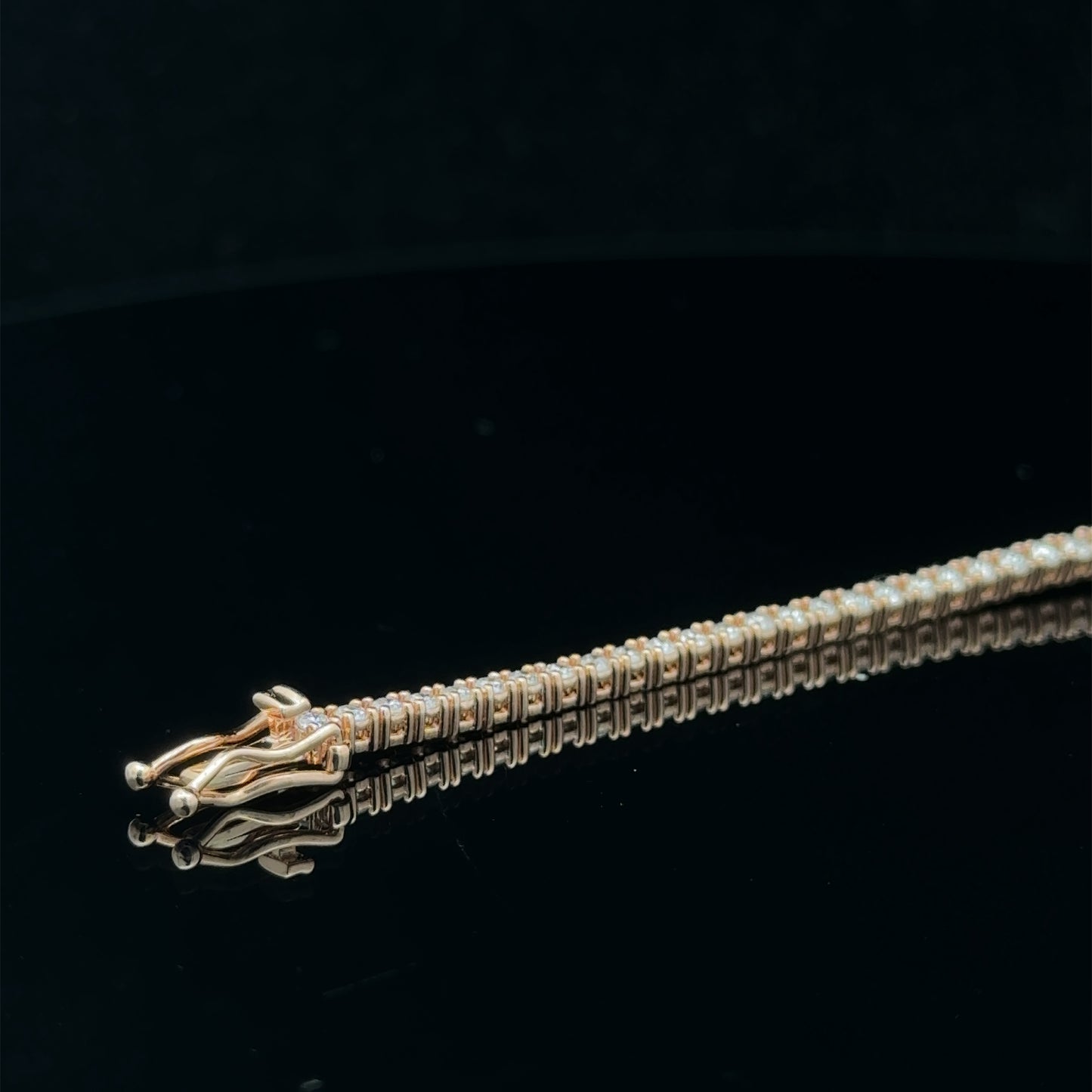 14k rose gold Flower Bracelet with Round Diamonds