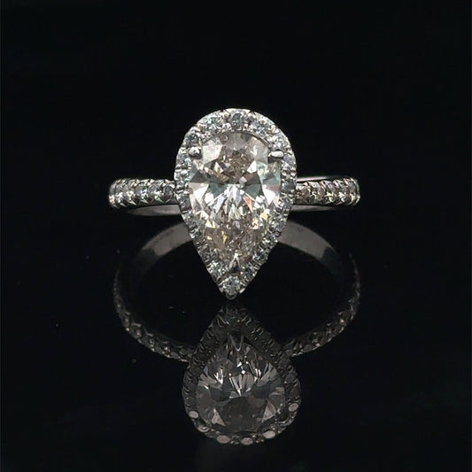 18k White Gold Pear Shaped Engagement Ring