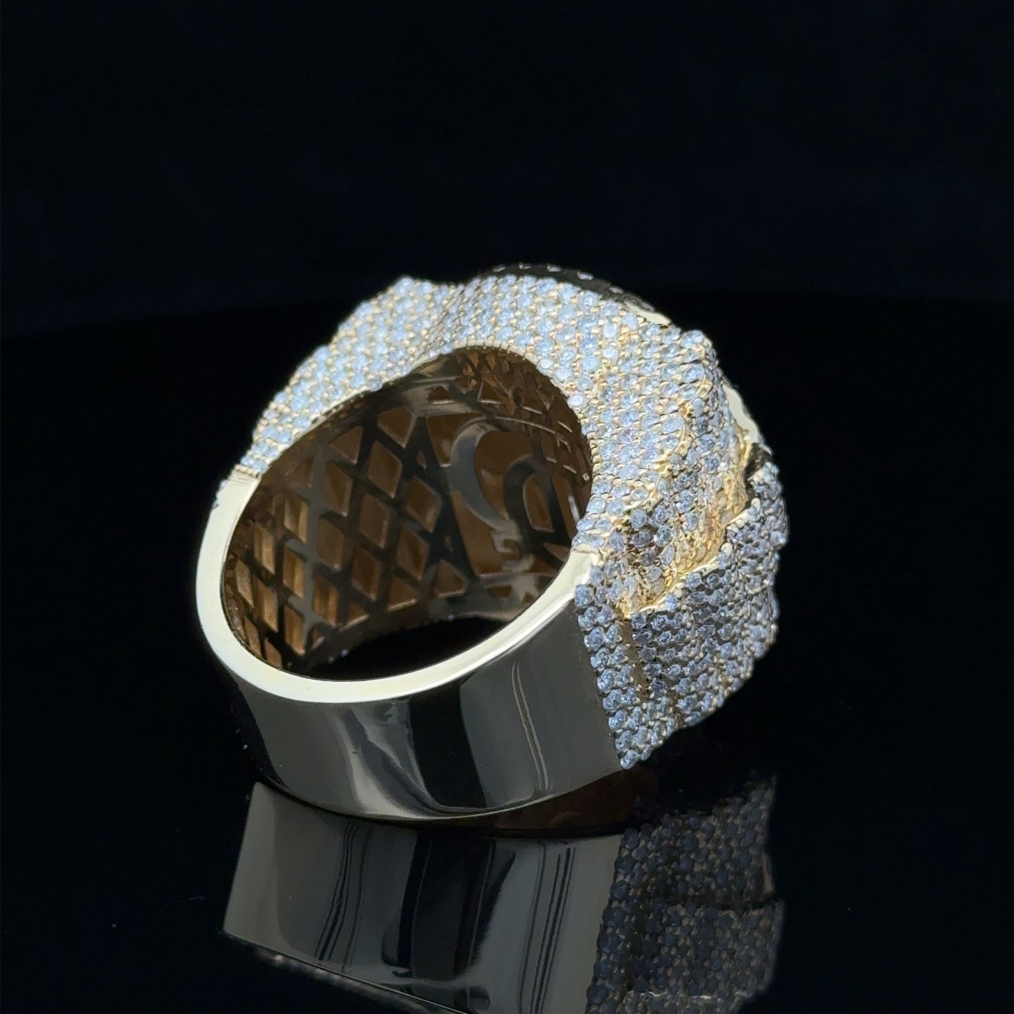 14k Yellow Gold and Diamond Men`s Ring