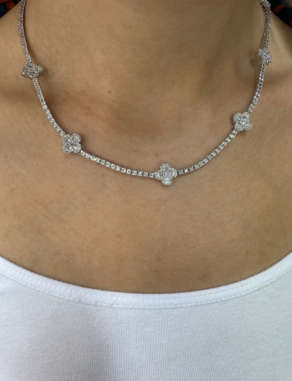 14k white gold and diamond Fancy Necklace