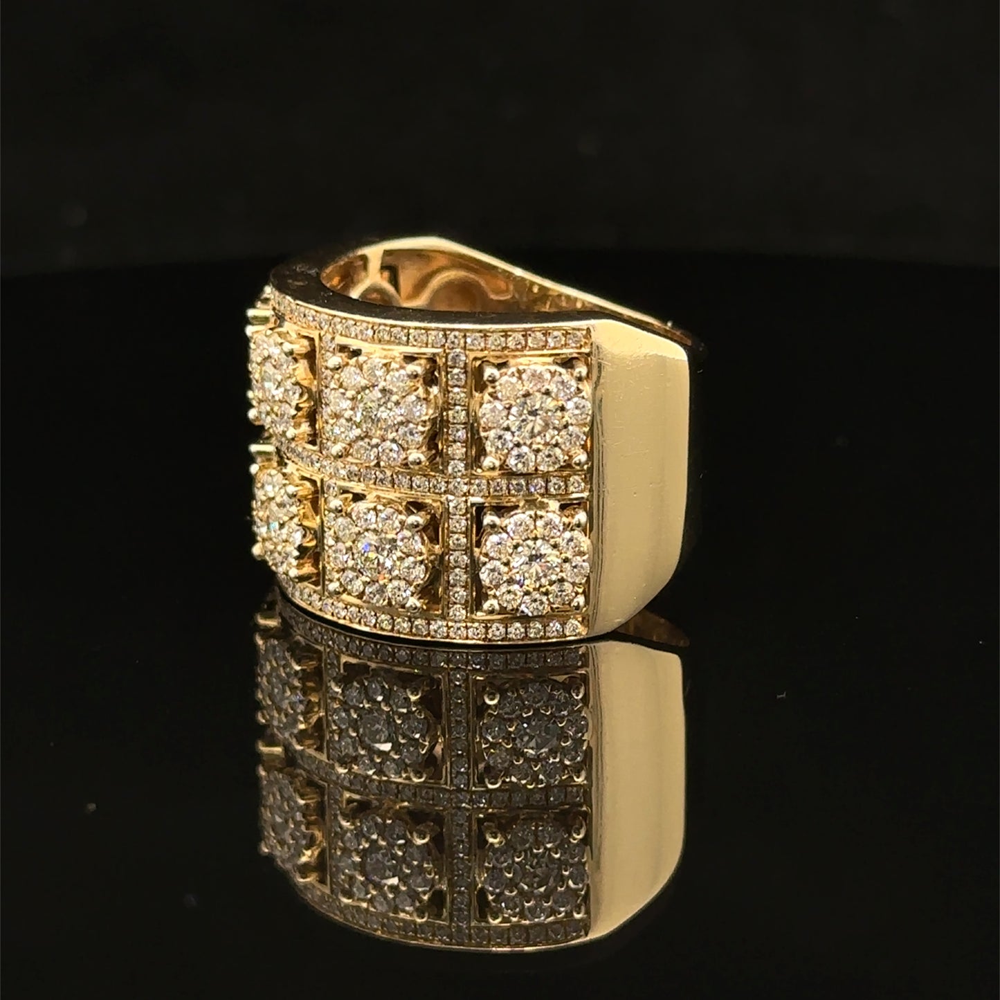 10k Yellow Gold and Diamond Ring