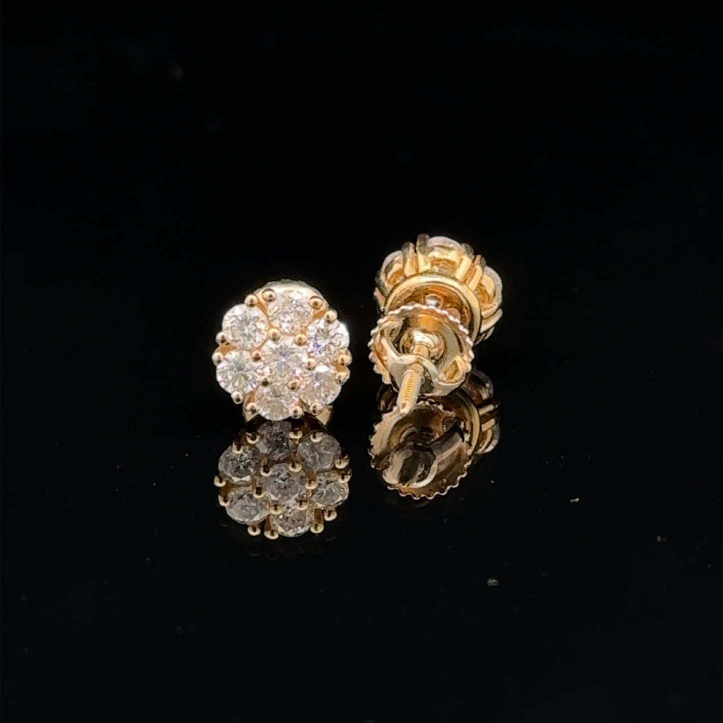 14k yellow gold and diamond flower Earrings (7 pointer)