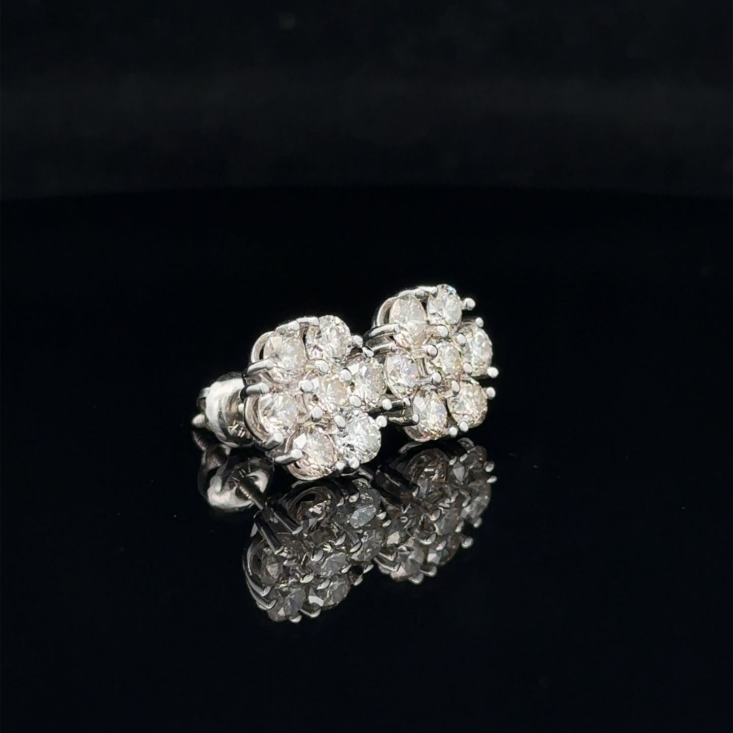 14k white gold and diamond Earrings (20 pointer)