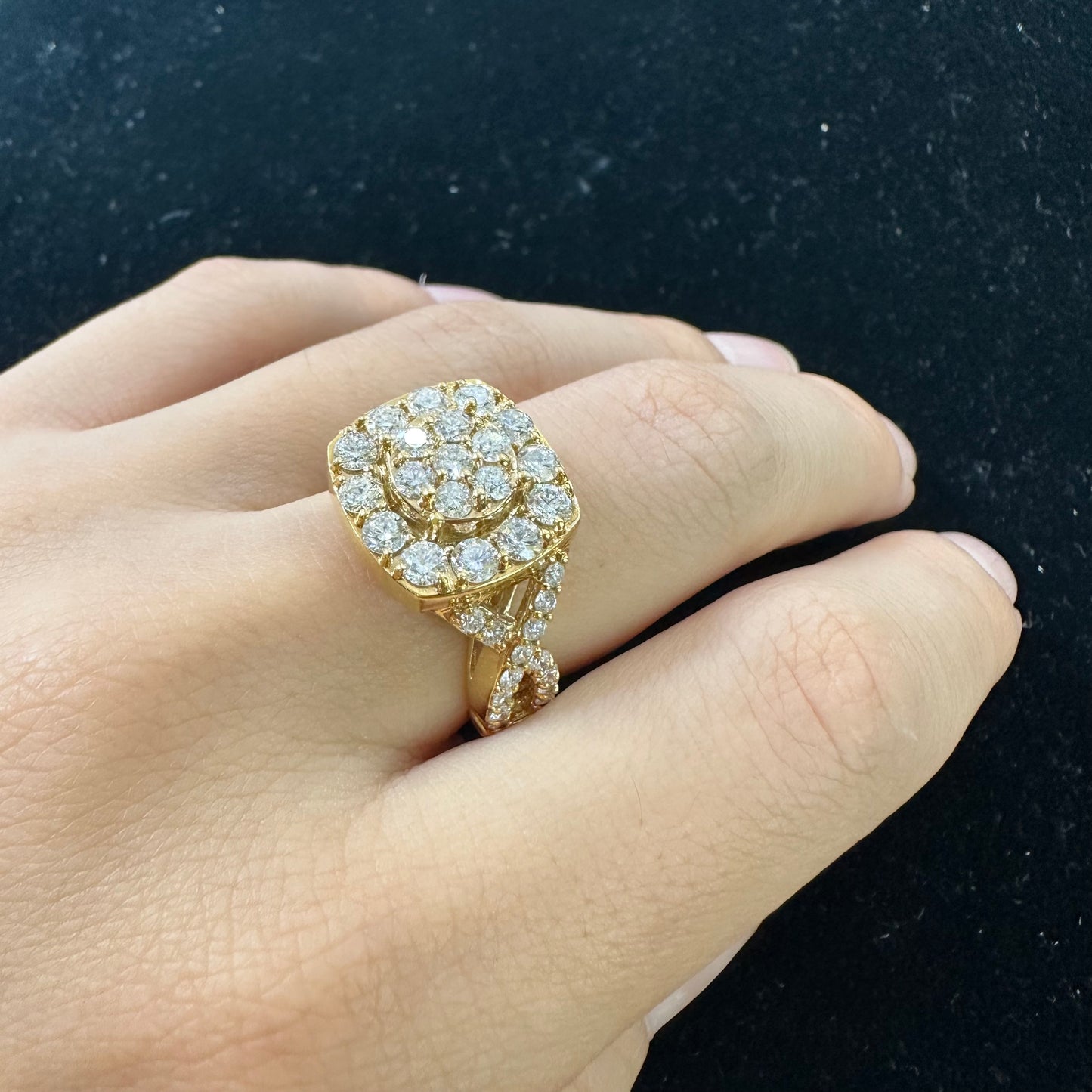 14k yellow gold and diamond Ring