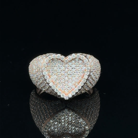 14k rose gold Heart Ring with Round Diaminds