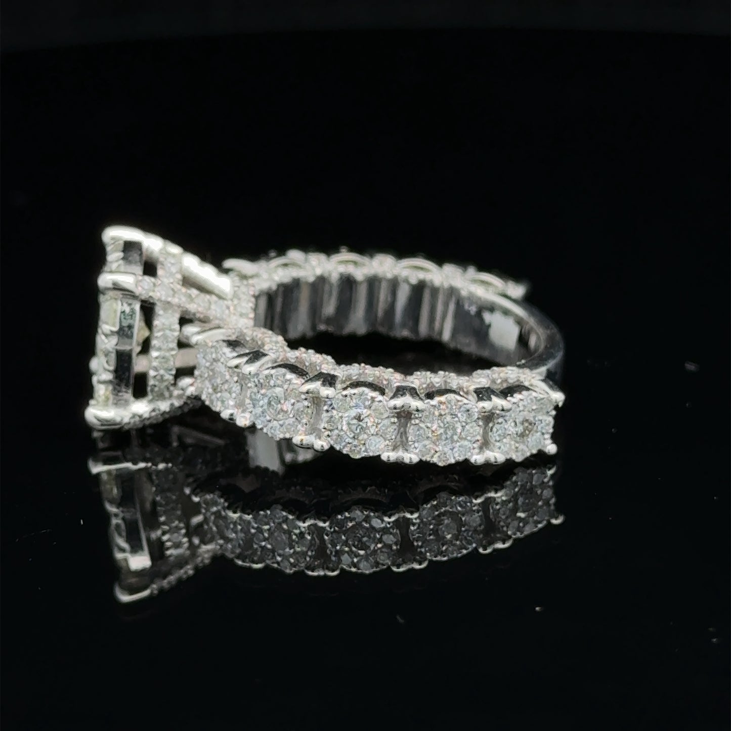 14k white gold and diamond 2-piece Bridal set