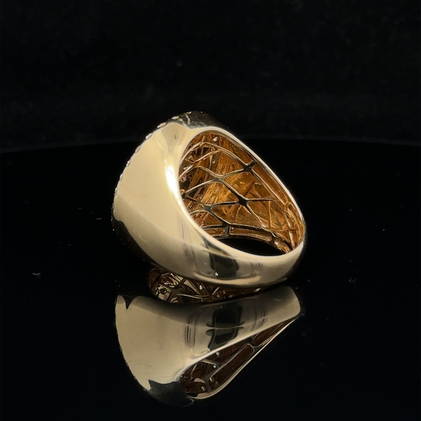 14k yellow gold and diamond Men`s Ring