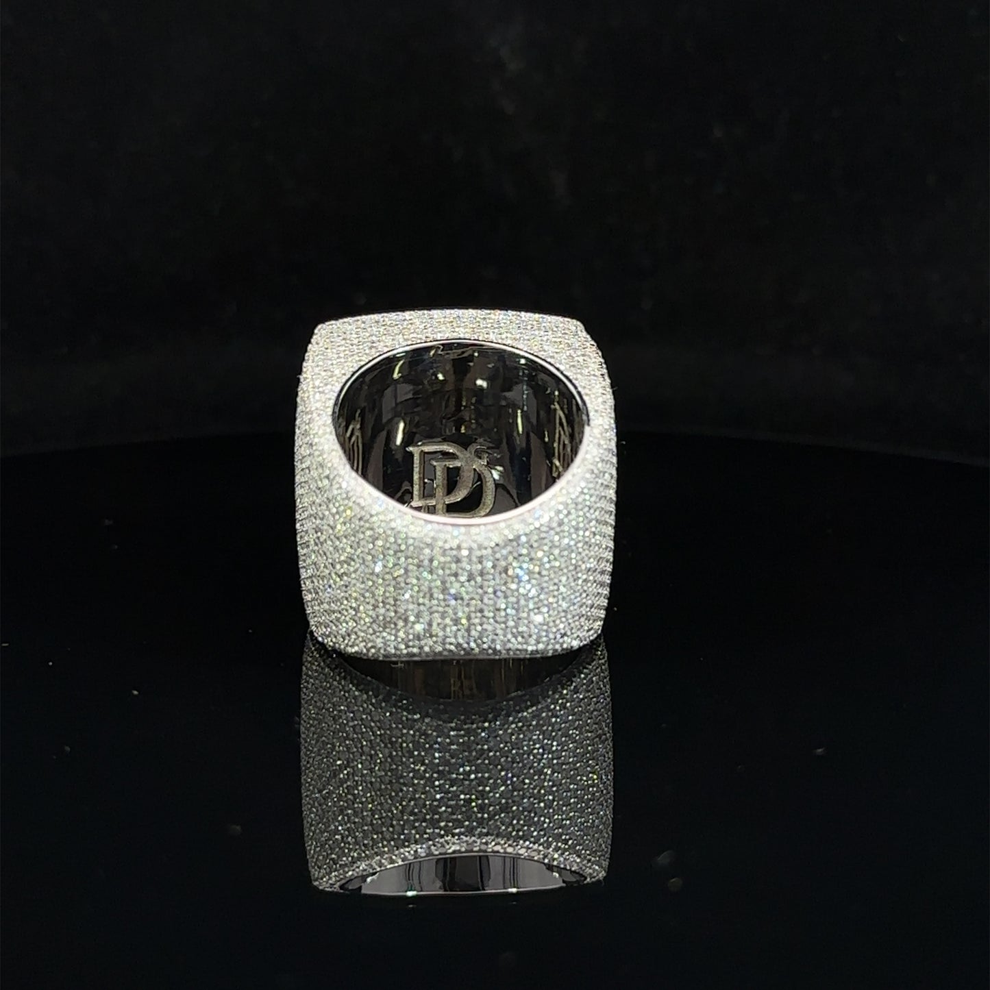 14k white gold and diamond Men`s Ring