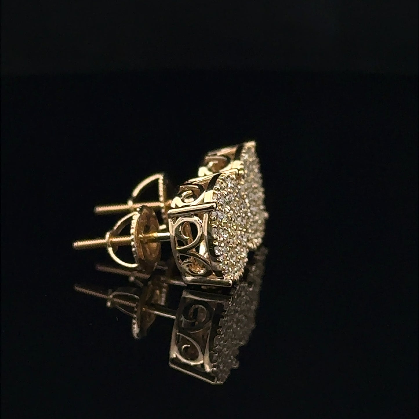 14k Yellow Gold Diamond Earrings – Elegant & Timeless Jewelry