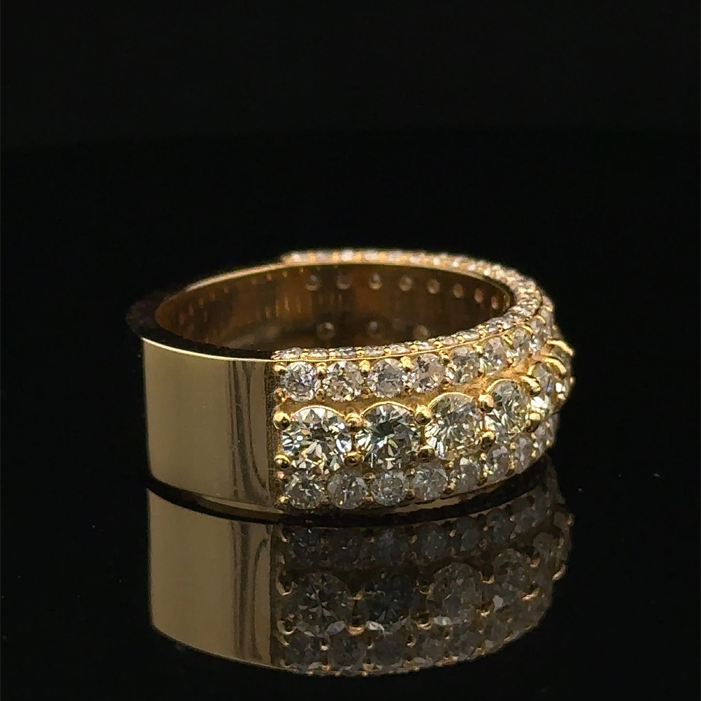 14k yellow gold and diamond Band