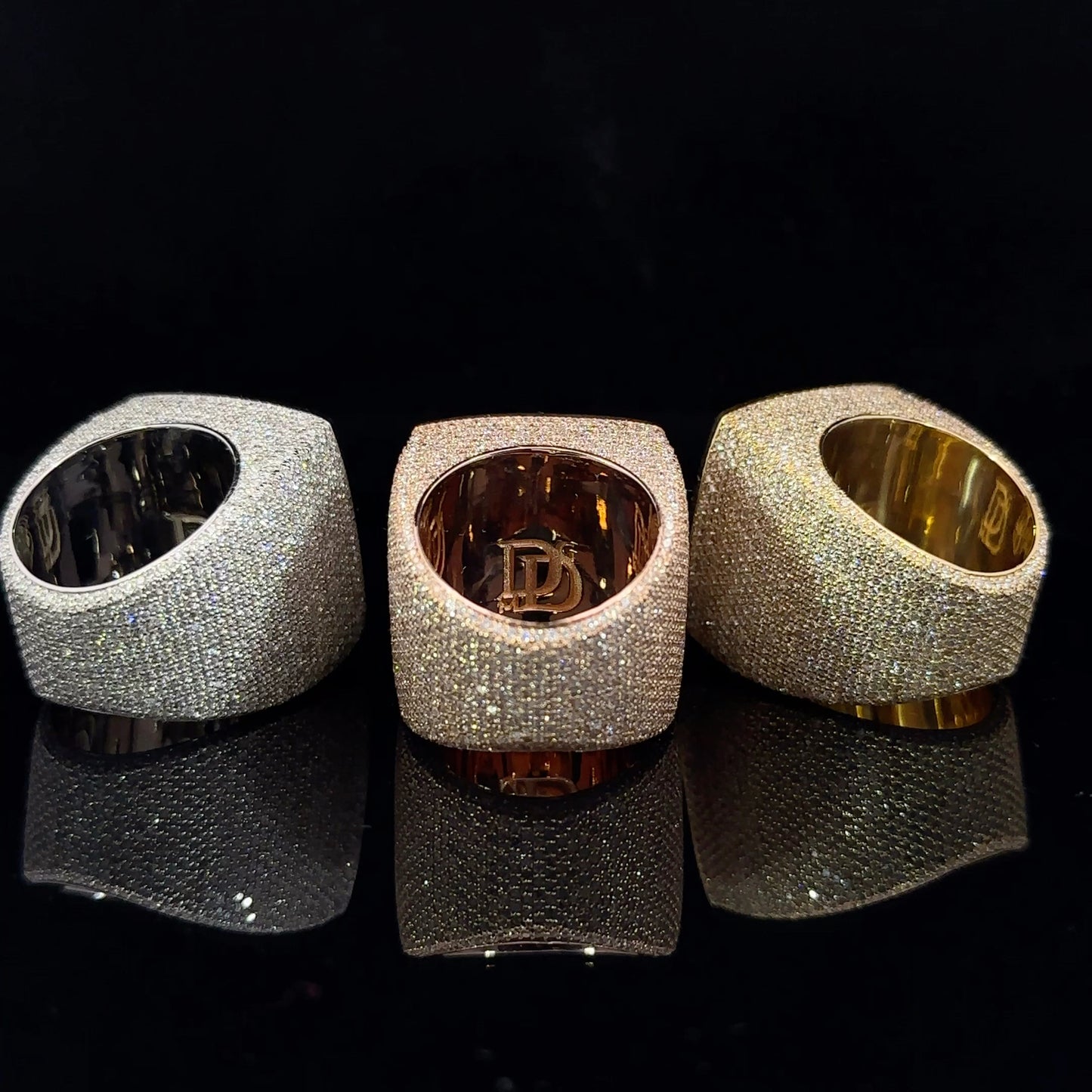 14k white gold and diamond Men`s Ring