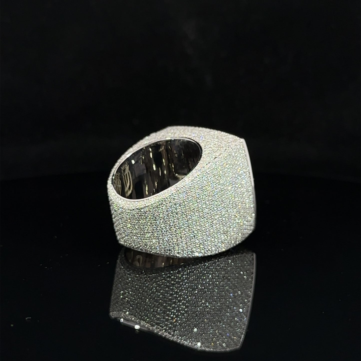 14k white gold and diamond Men`s Ring