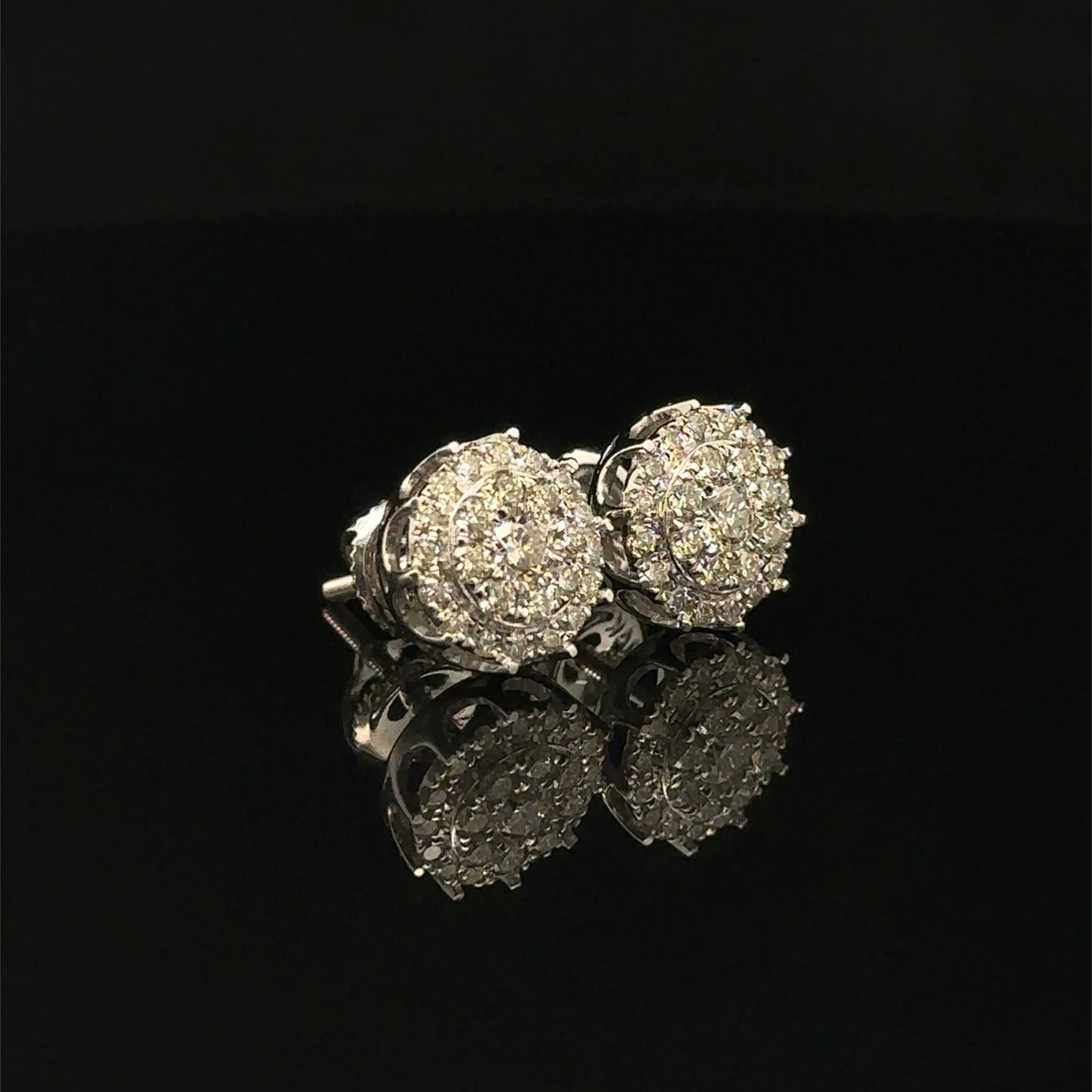14k White Gold Diamond Earrings – Elegant & Timeless Jewelry
