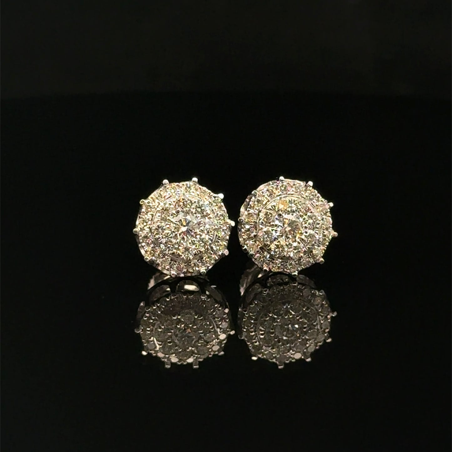 14k White Gold Diamond Earrings – Elegant & Timeless Jewelry
