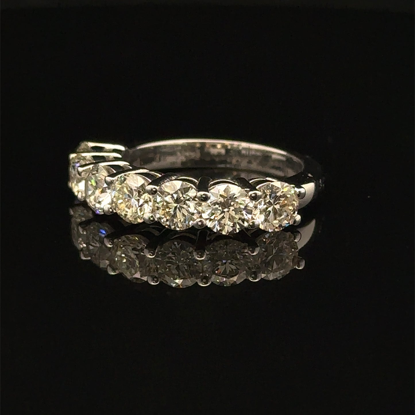 14k White Gold and Diamond Ladies’ Band ( VS diamonds, 38 pointers)