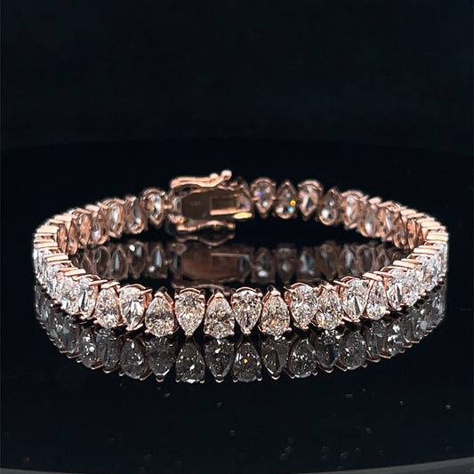 14k Rose Gold 16.67ct Pear Diamond Bracelet