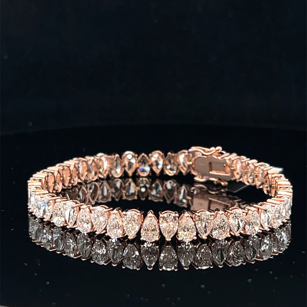 14k Rose Gold 16.67ct Pear Diamond Bracelet