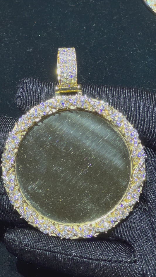 14k yellow gold and diamond Picture Pendant